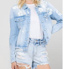 Load image into Gallery viewer, Denim crop jacket with flower print
